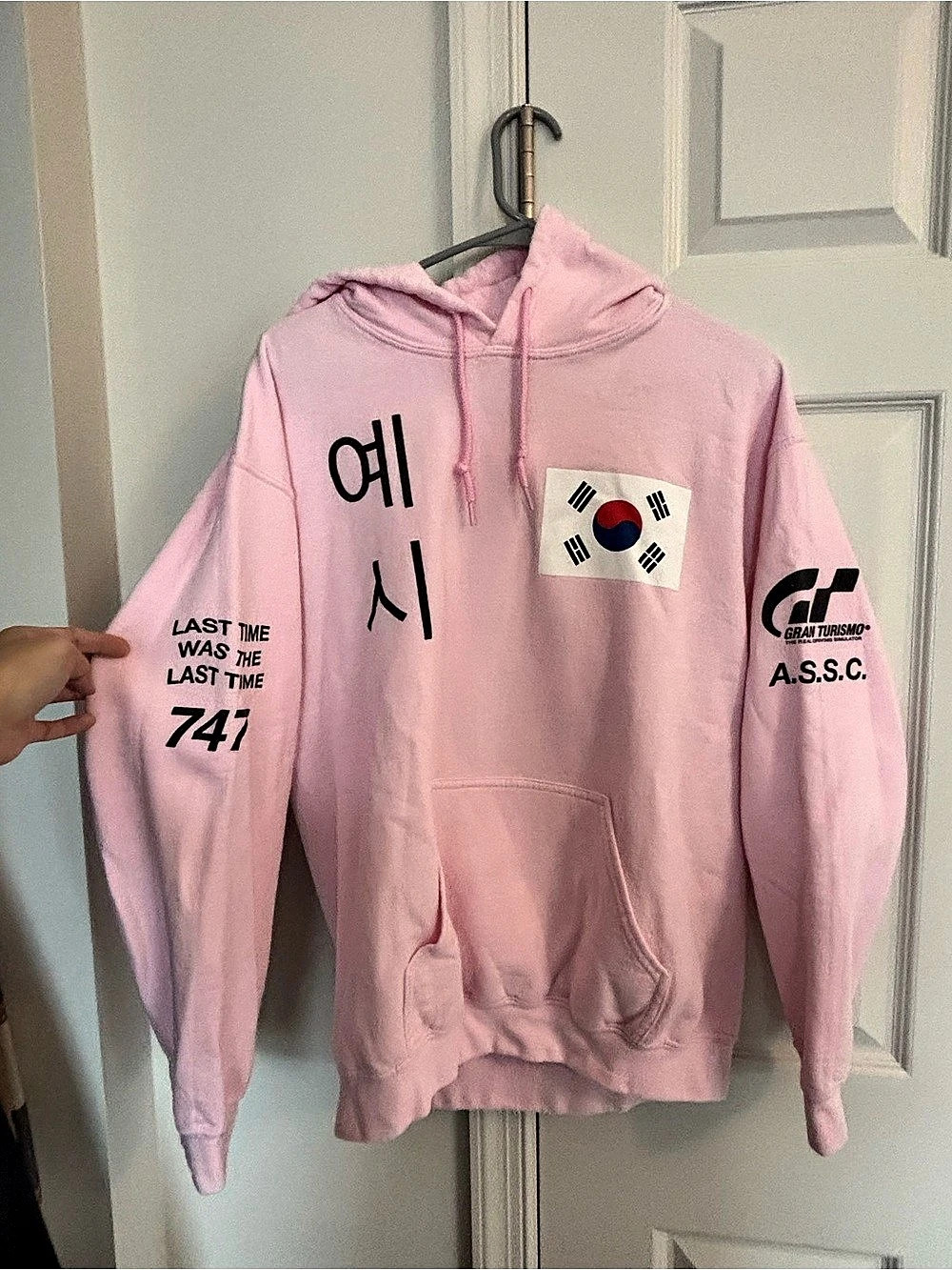 Anti Social Club x Gran Turismo Korea Hoodie Pink
Only worn a few times. Excelle